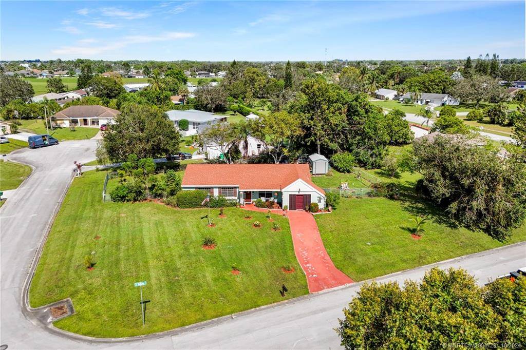 Port Saint Lucie, FL 34953,749 SW Watson PL
