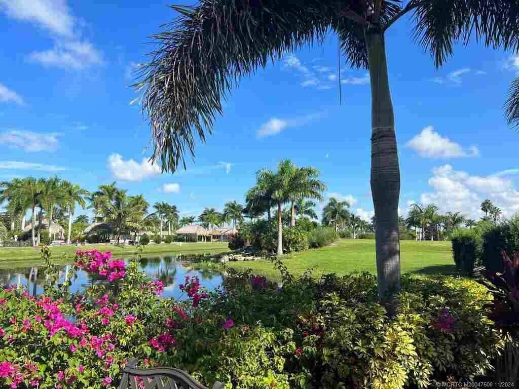 Port Saint Lucie, FL 34986,272 NW Hazard WAY