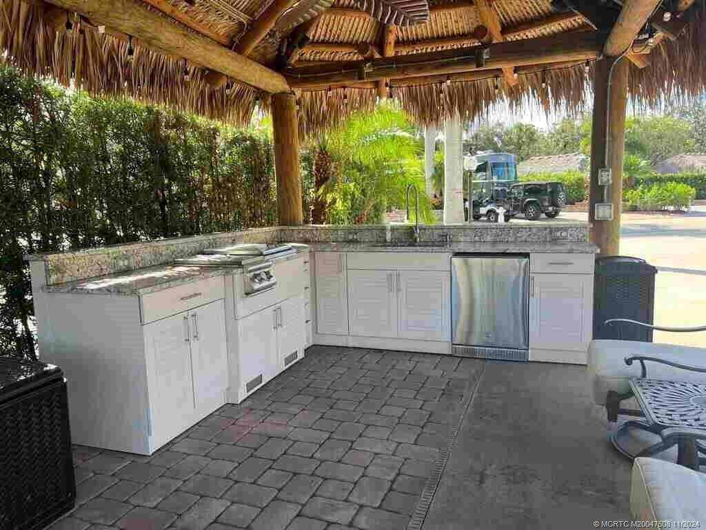 Port Saint Lucie, FL 34986,272 NW Hazard WAY