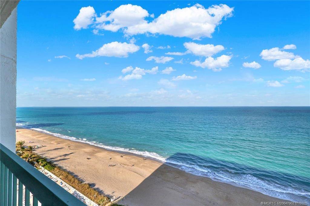 Jensen Beach, FL 34957,9900 S Ocean DR #1304