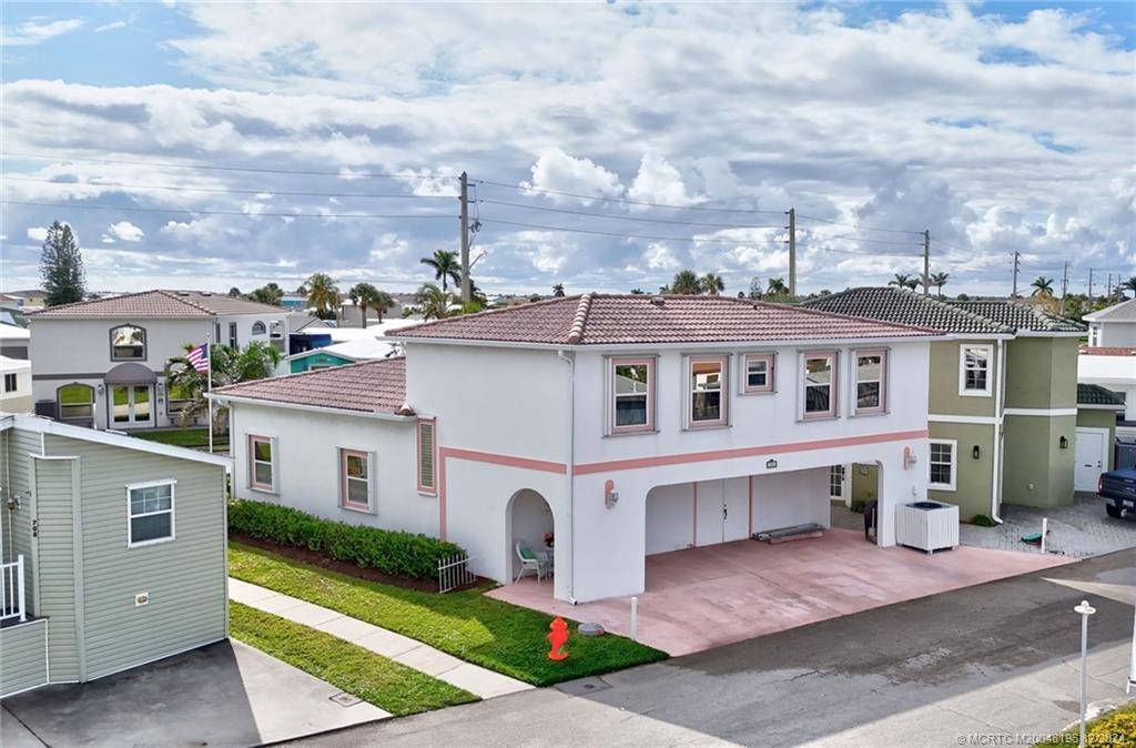 Jensen Beach, FL 34957,709 Nettles BLVD