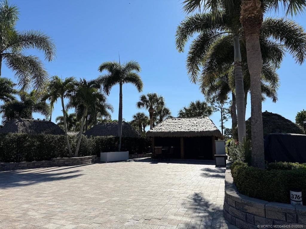 Port Saint Lucie, FL 34986,375 NW Boundary DR