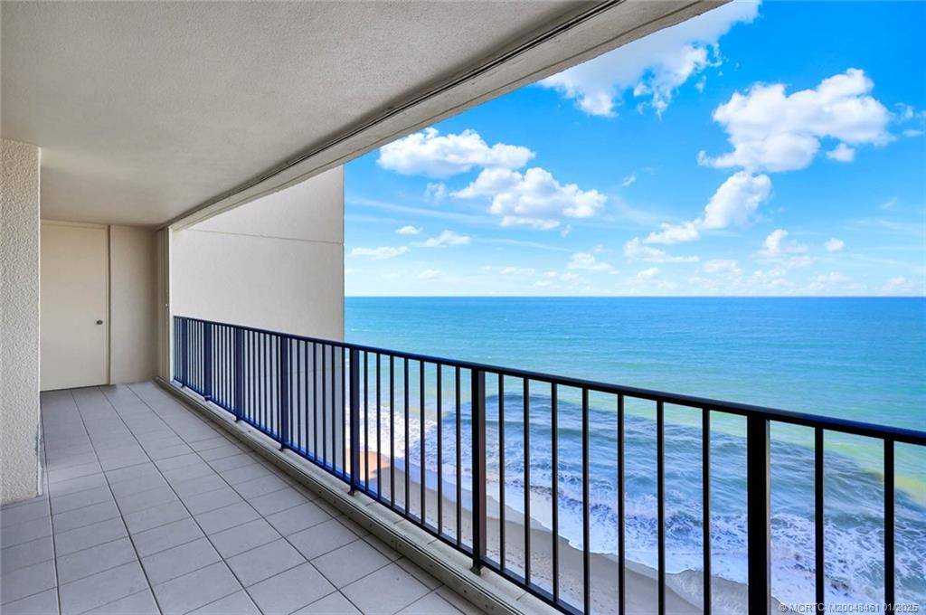 Jensen Beach, FL 34957,8750 S Ocean DR #832