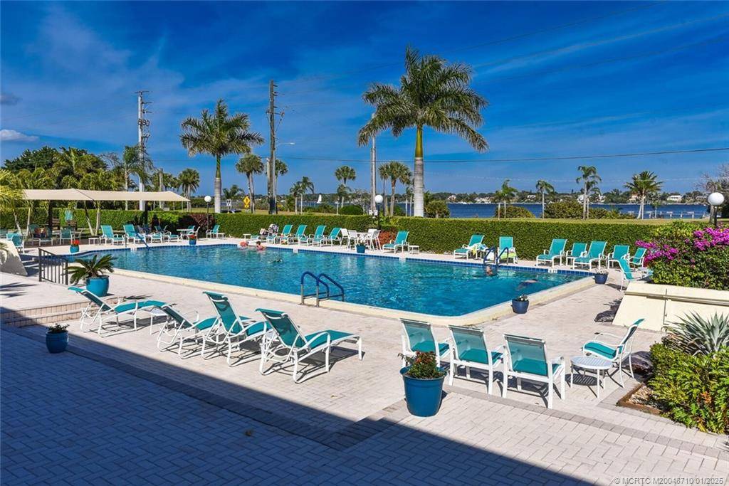 Stuart, FL 34996,1800 SE Saint Lucie BLVD #3-308