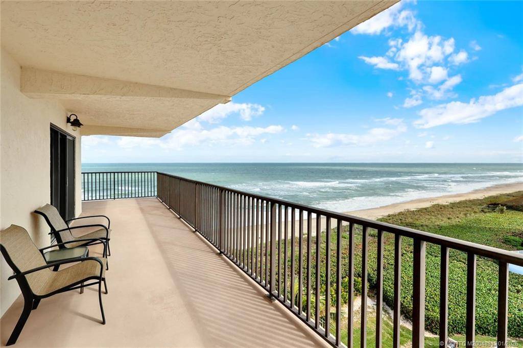 Jensen Beach, FL 34957,10044 S Ocean DR #907
