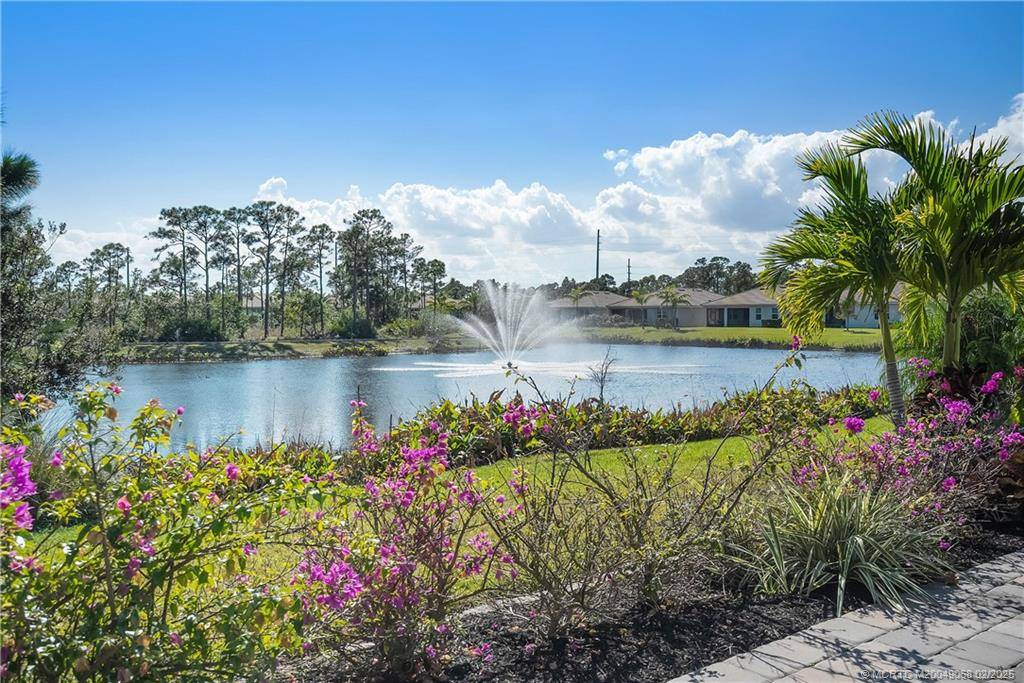 Jensen Beach, FL 34957,2060 NW Golden Oak TRL