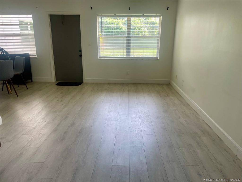 Stuart, FL 34994,1225 NW 21st ST #3-305