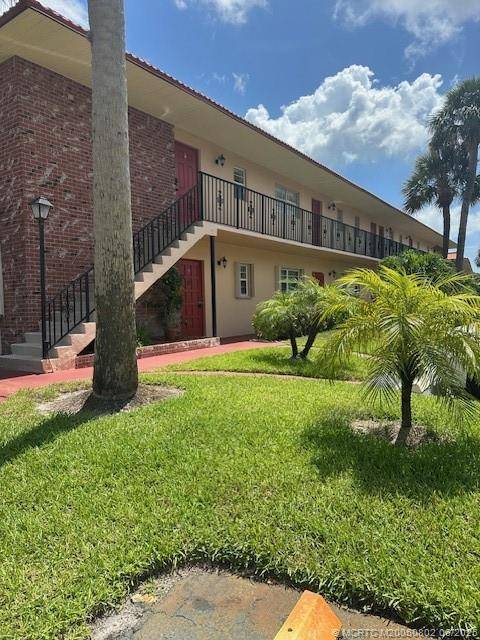 Stuart, FL 34994,1947 SW Palm City RD #G