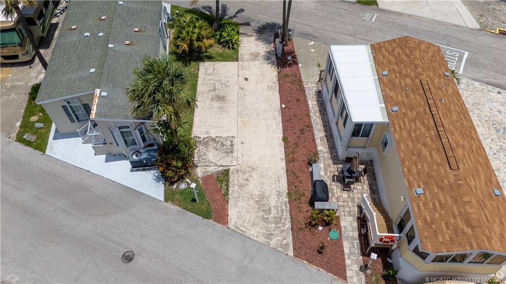 Jensen Beach, FL 34957,10701 S Ocean DR #826