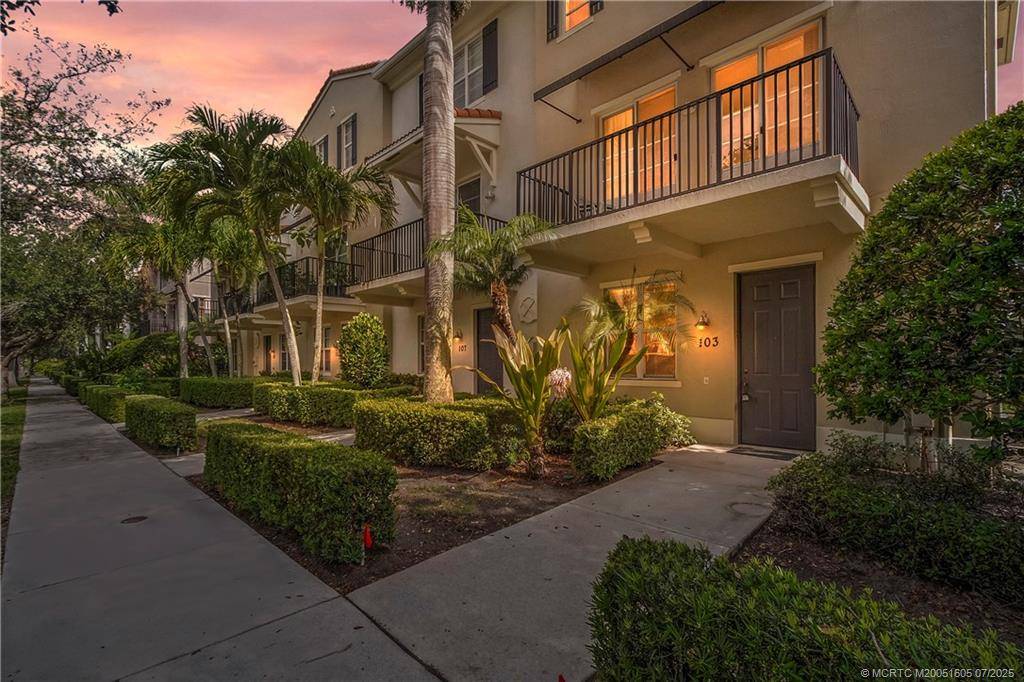Jupiter, FL 33458,103 Cat Rock LN