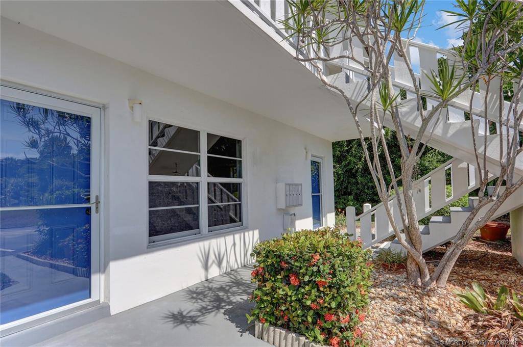 Stuart, FL 34996,2929 SE Ocean BLVD #E1