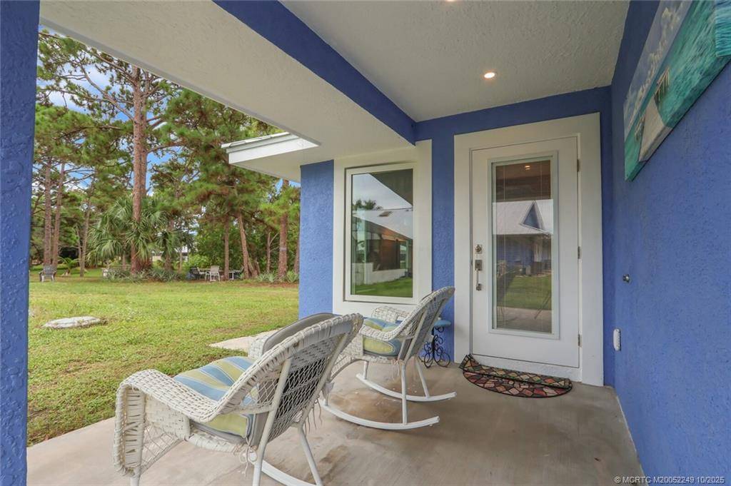 Jensen Beach, FL 34957,64 NE Acacia TRL