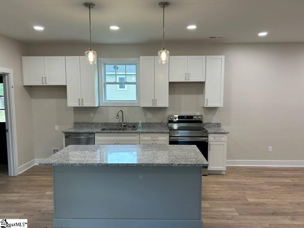 Spartanburg, SC 29306,504 Greenlea Street