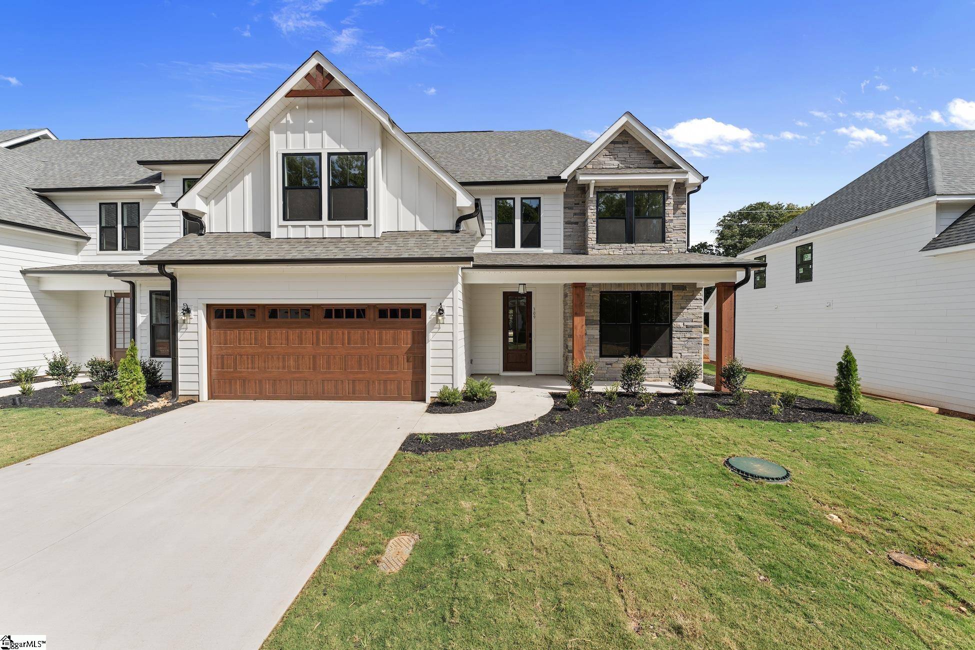 Seneca, SC 29678,309 Breakwater Lane