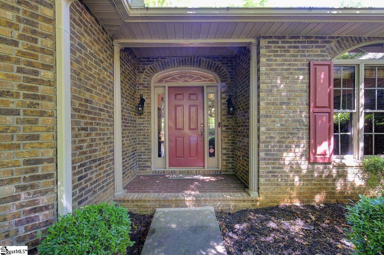Taylors, SC 29687,124 Lake Point Drive