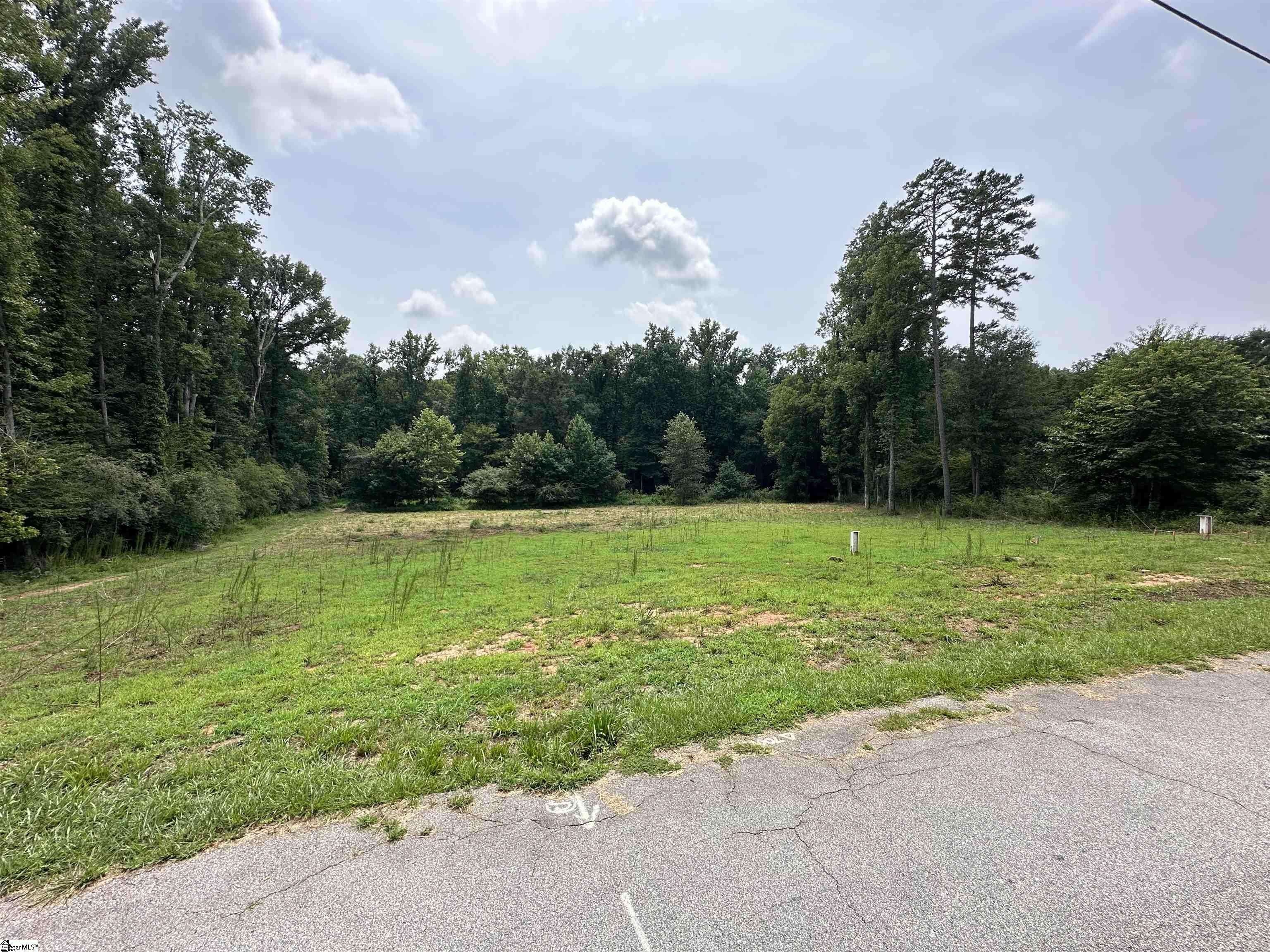 Simpsonville, SC 29681,123 Kingswood Circle