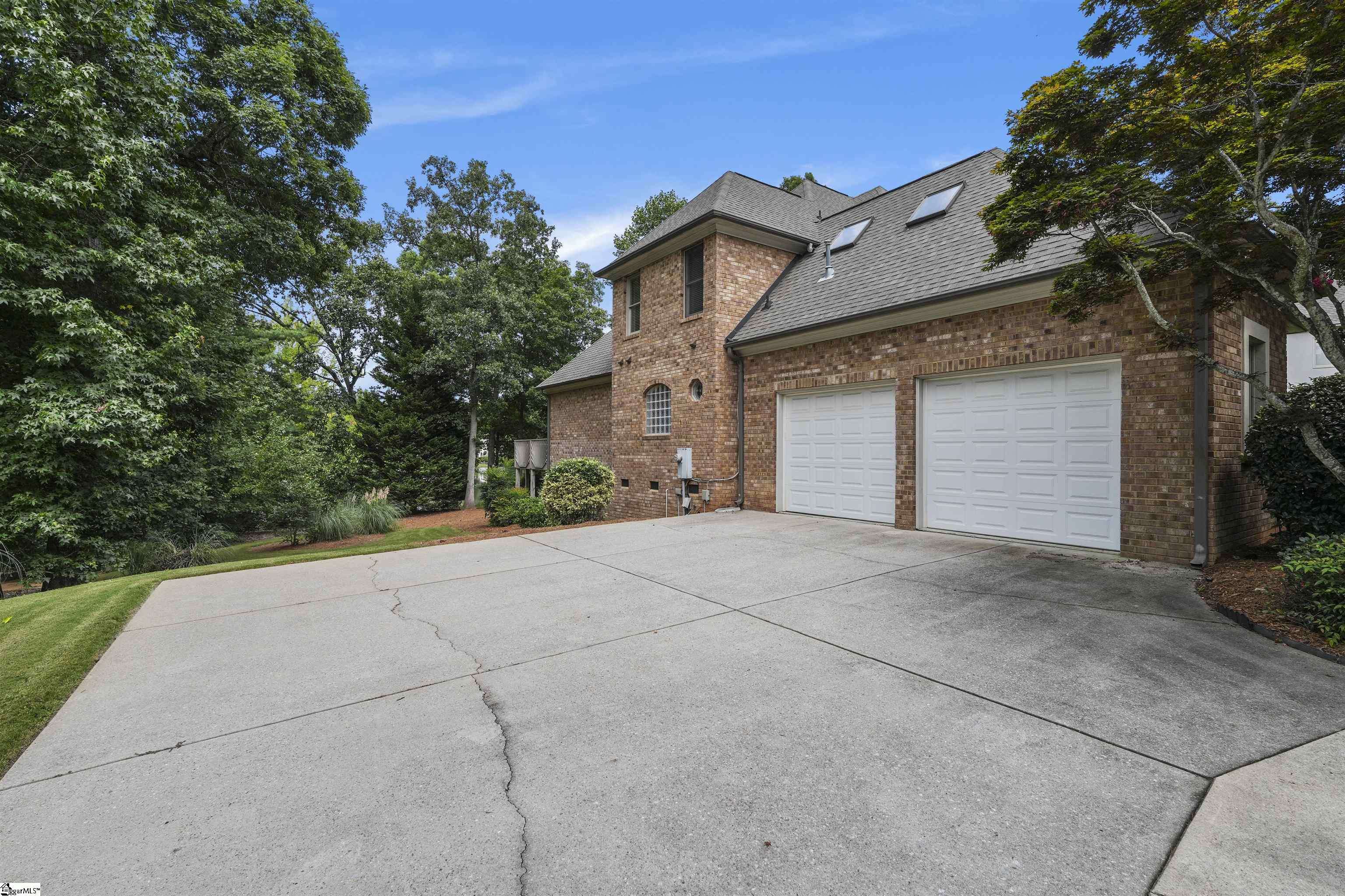 Greenville, SC 29609,6 Lake Como Court