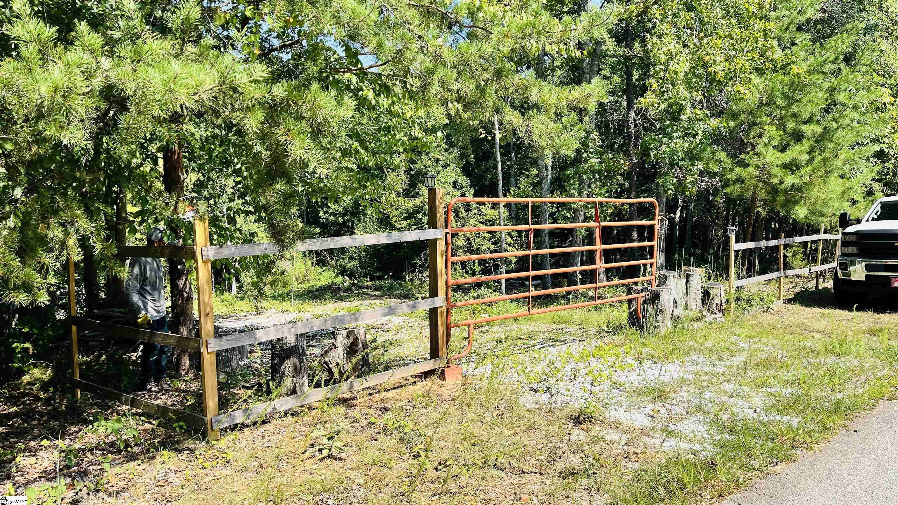 Pelzer, SC 29669,106 Thorn Ridge Lane