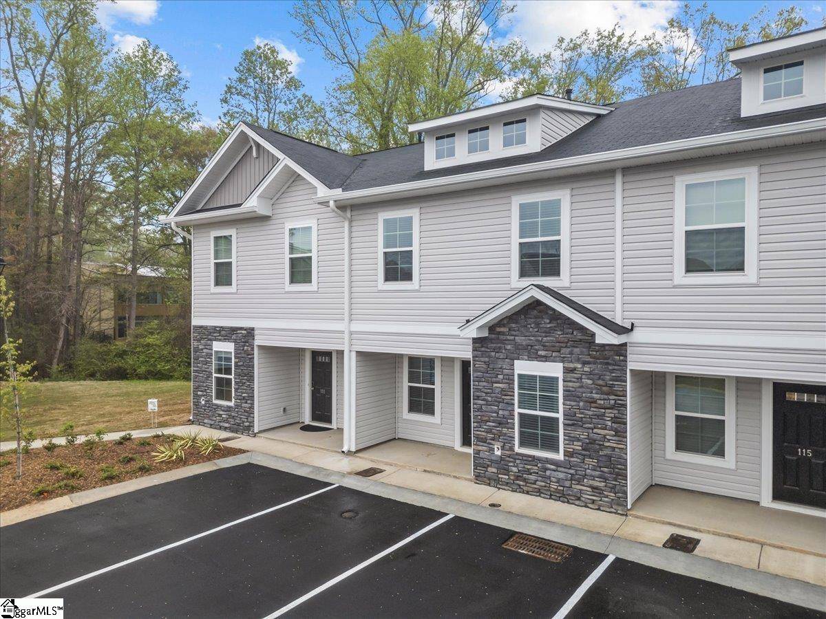 Simpsonville, SC 29681,113 Foundation Way