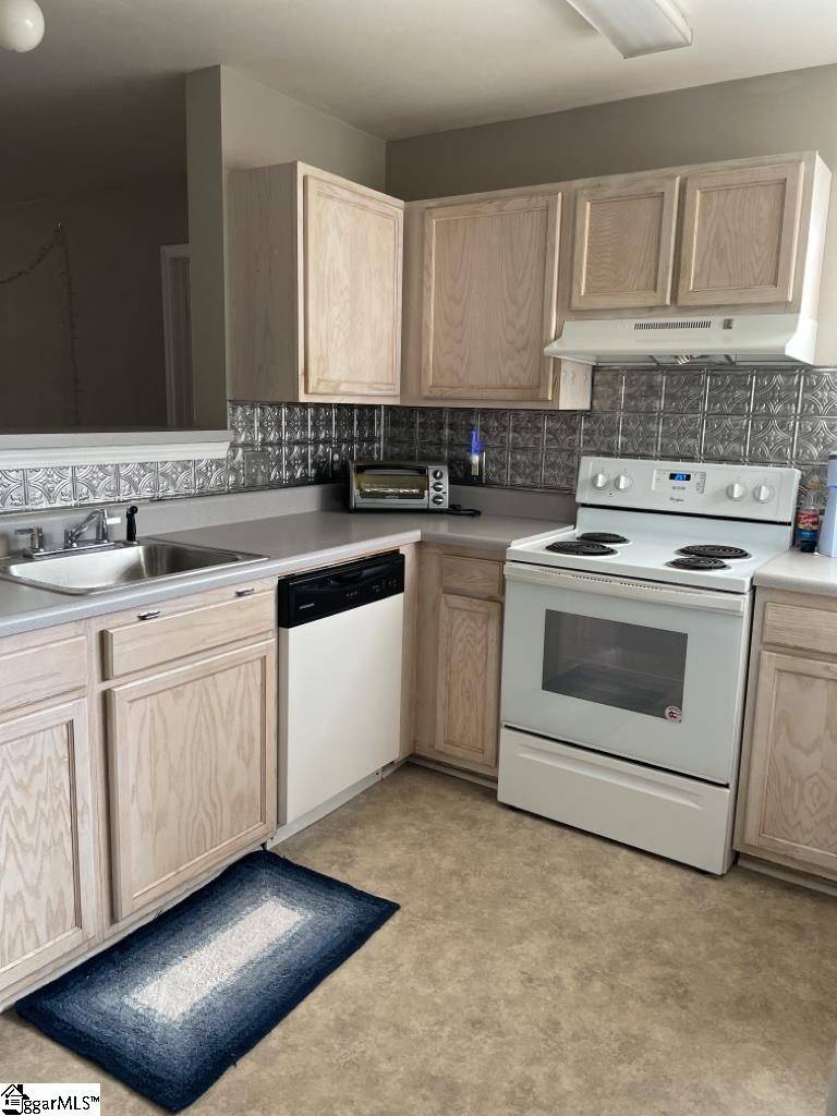 Central, SC 29630,112 University Village Drive
