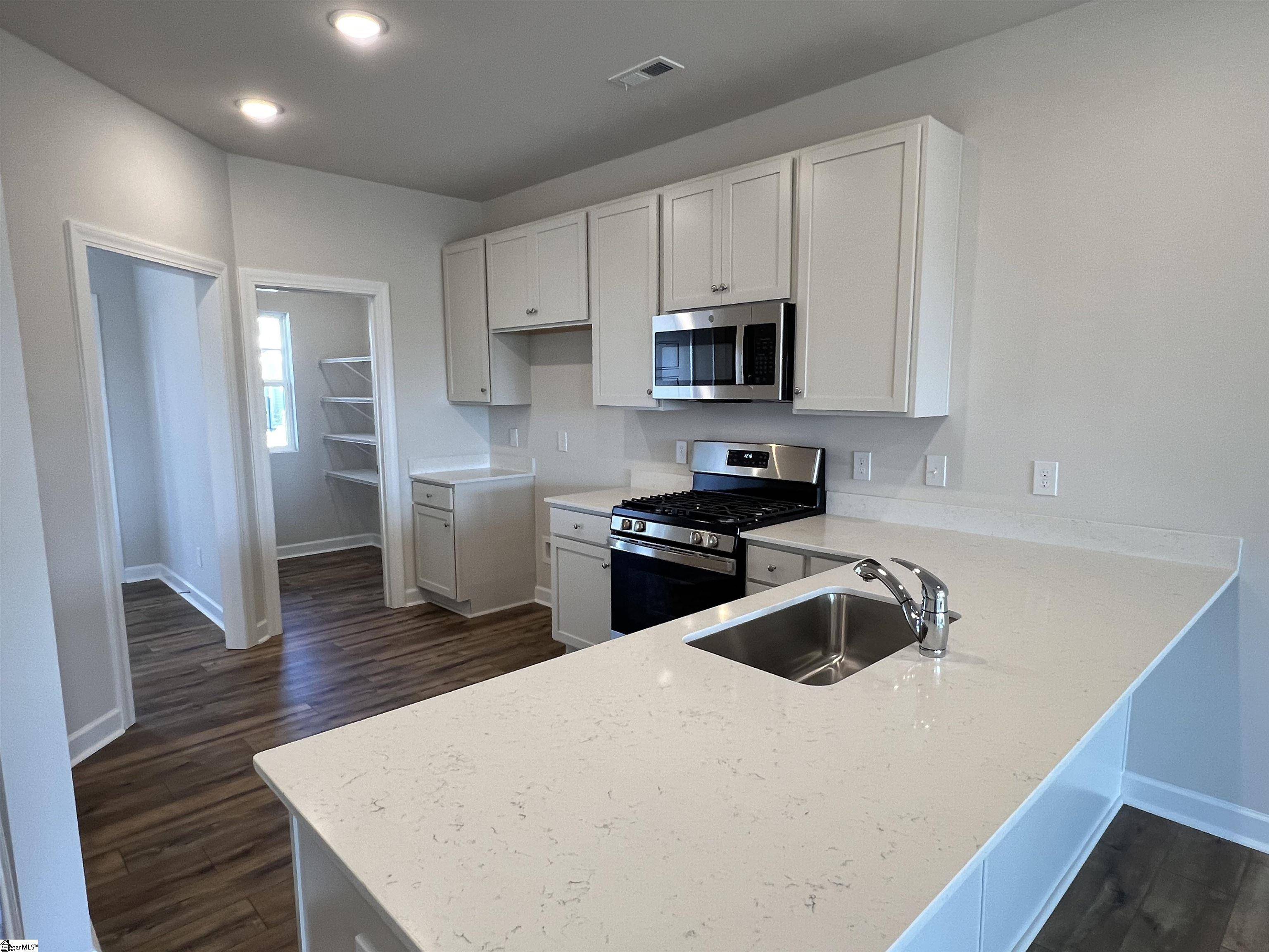 Reidville, SC 29375,1504 Yellowwood Court