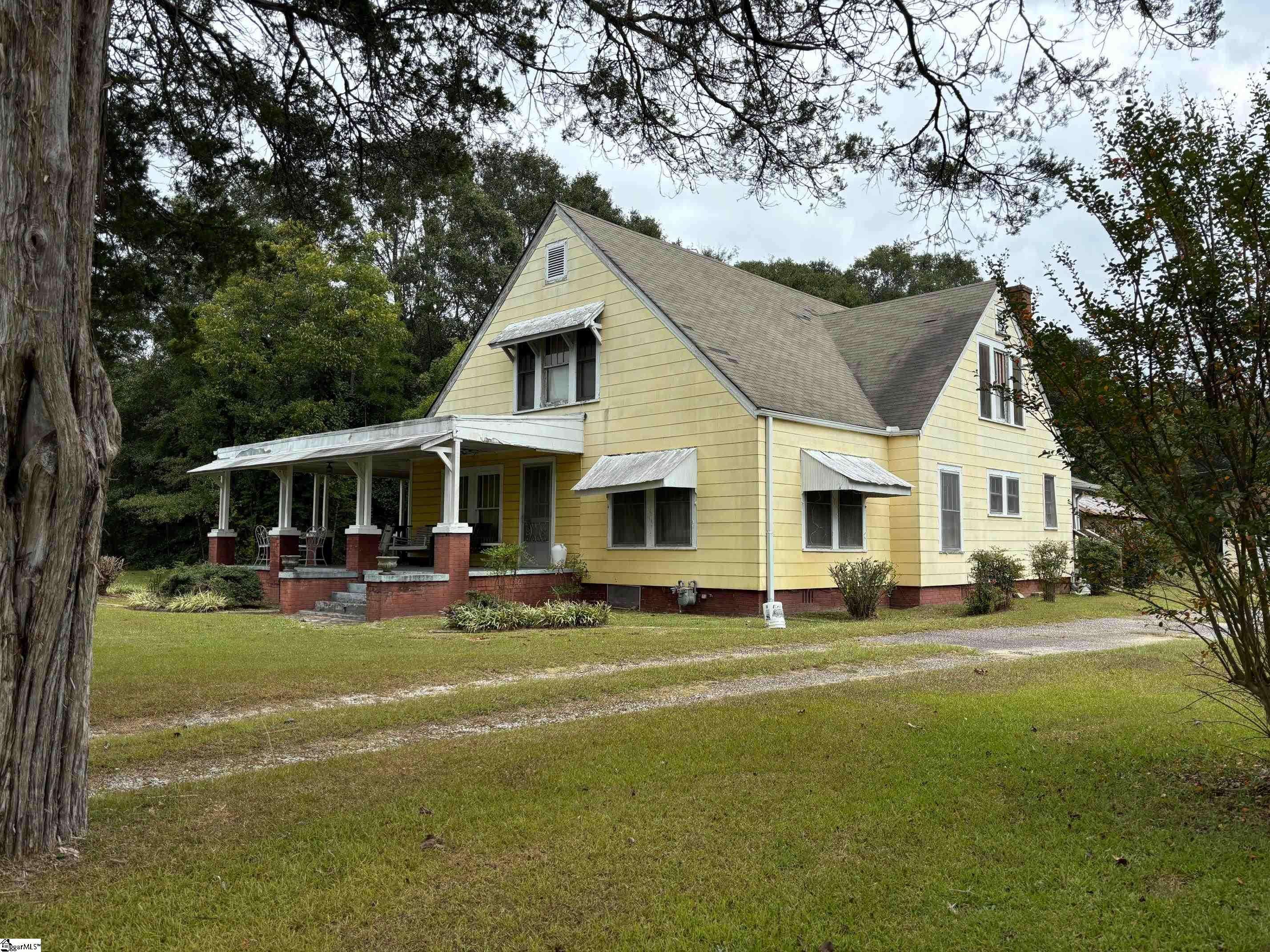 Ware Shoals, SC 29692,17559 Hwy 25 Highway