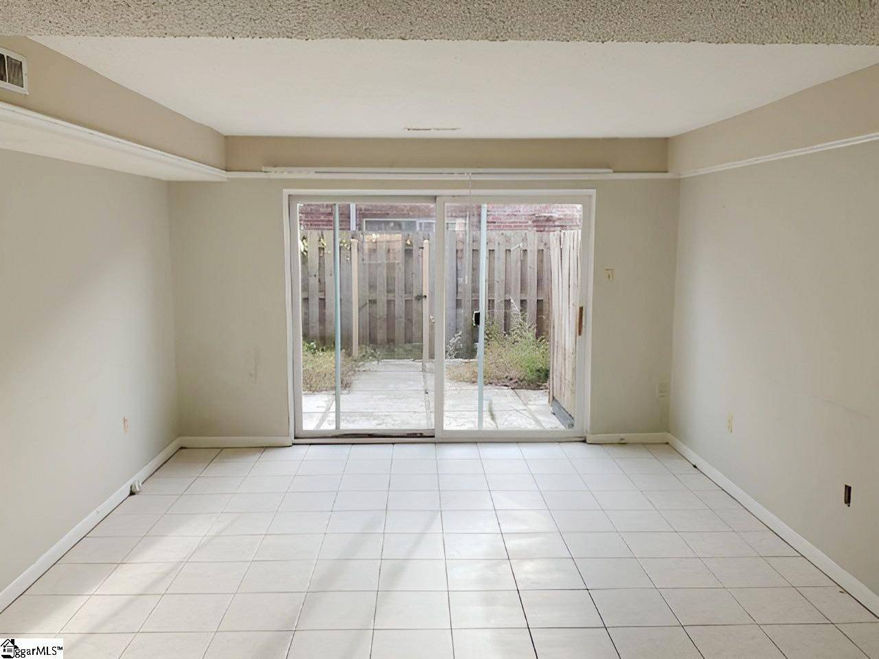 Greenville, SC 29615,2530 E North Street