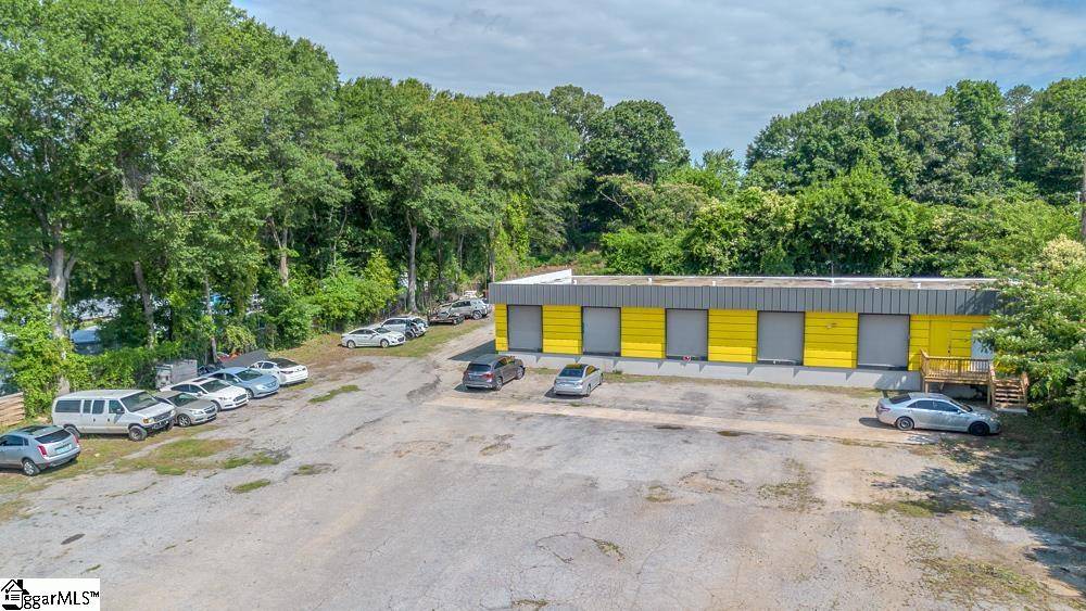 Spartanburg, SC 29301,860 W Main Street