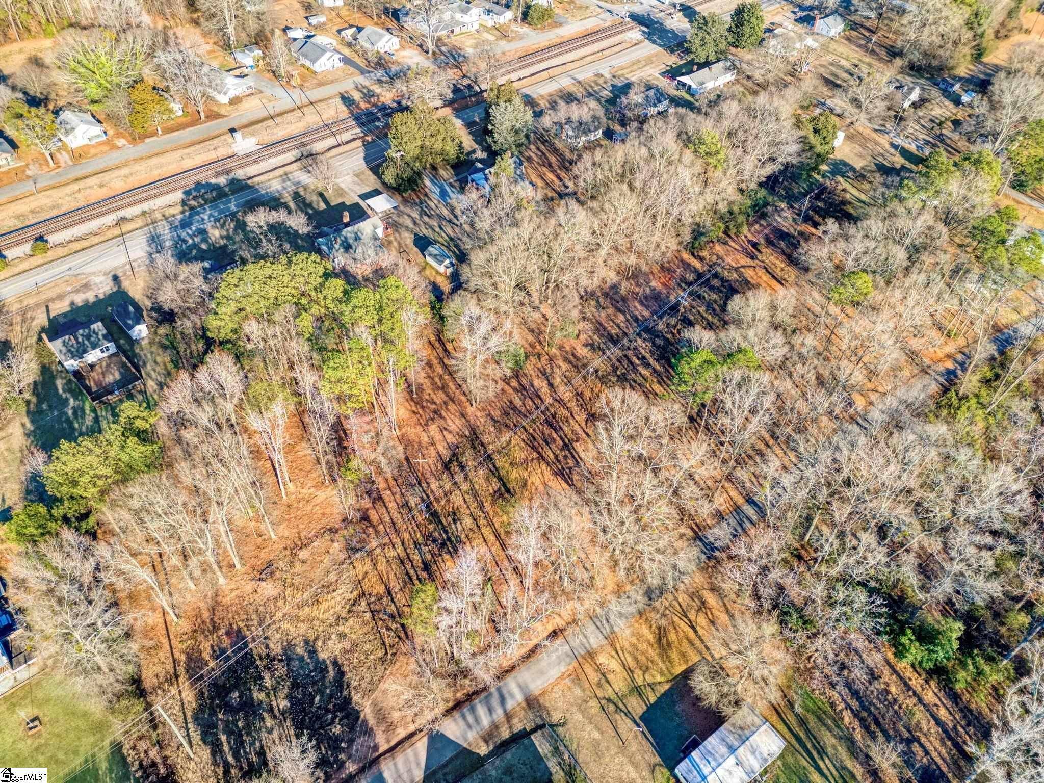 Wellford, SC 29385-9425,00 Porter Street