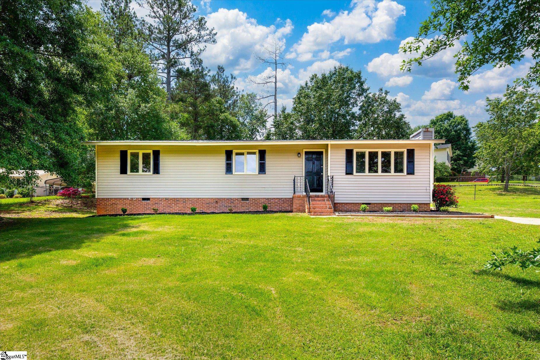 Easley, SC 29640,107 Sherry Lane