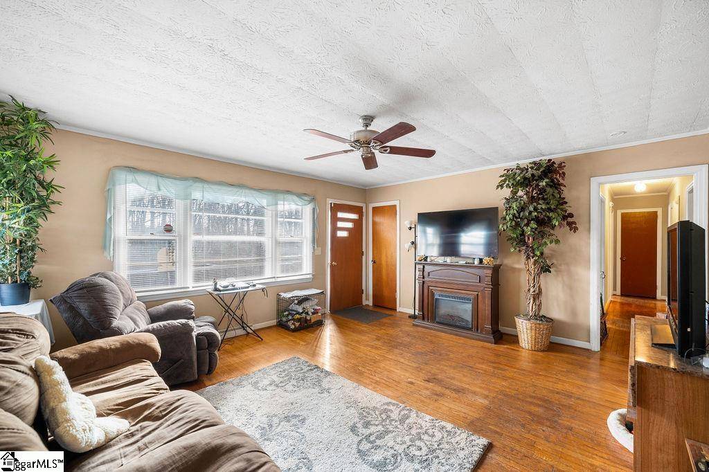 Fountain Inn, SC 29644,706 Fairview Street