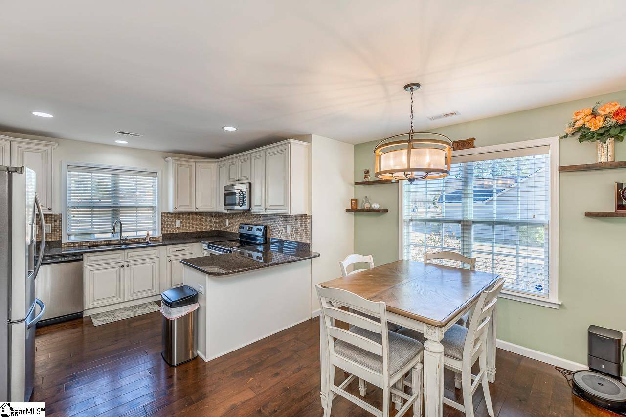Wellford, SC 29385,161 Albus Drive
