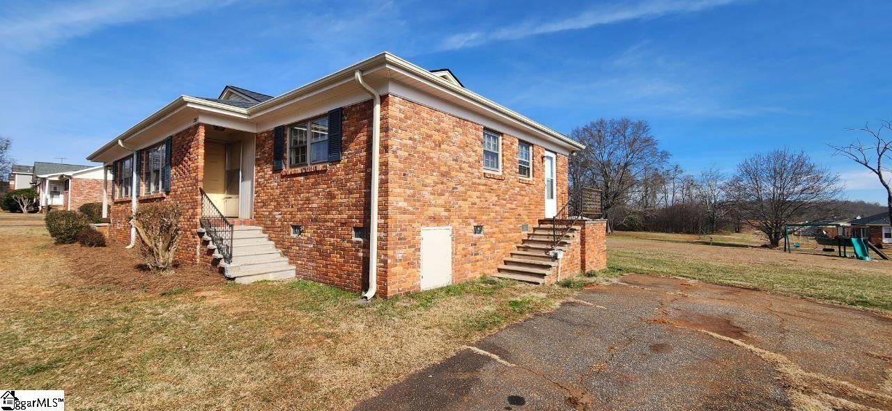 Wellford, SC 29385,2085/2087 John Dodd Road