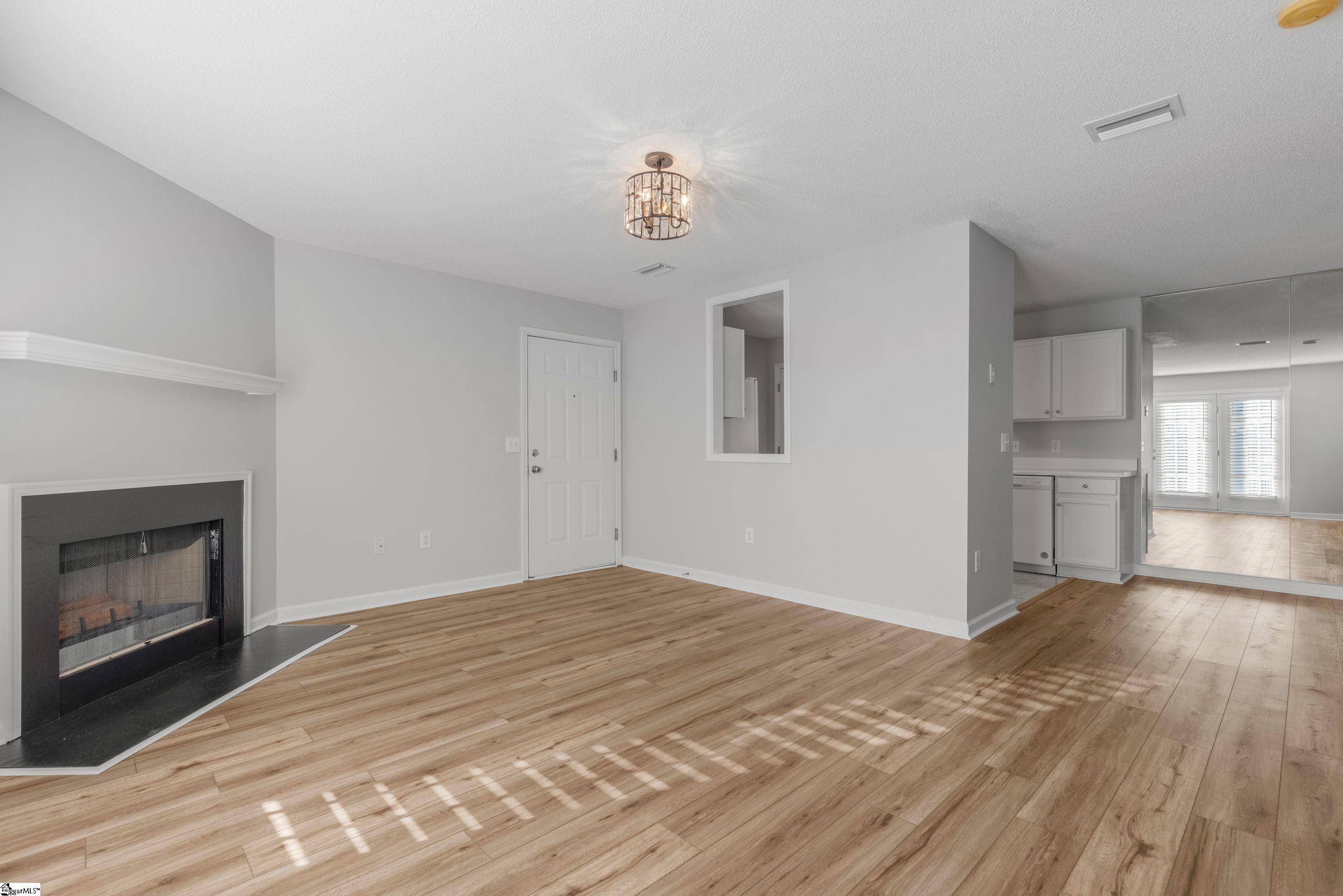 Greer, SC 29650,102 Pelham Square Way
