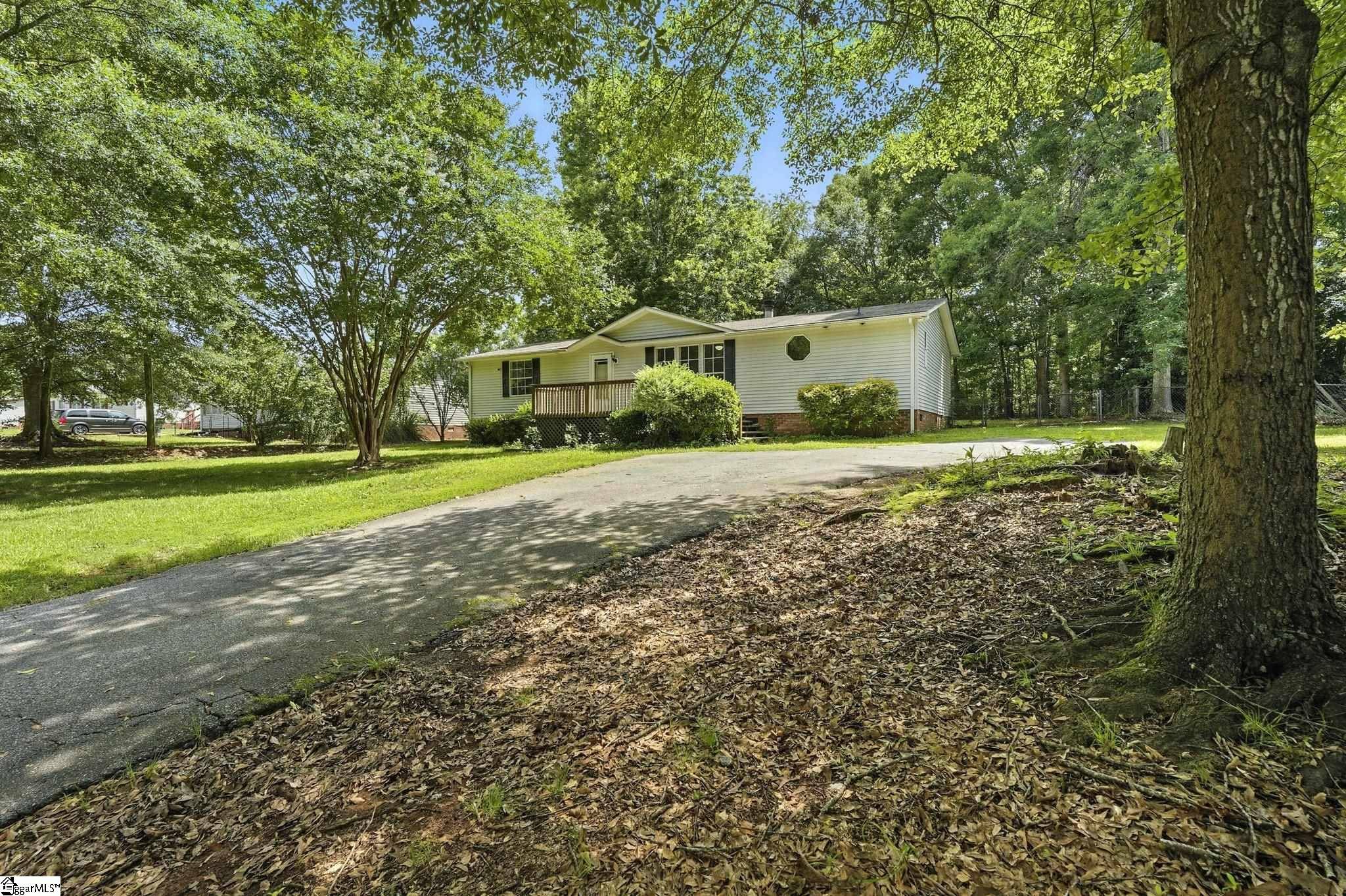 Simpsonville, SC 29680,4 Broken Past Court