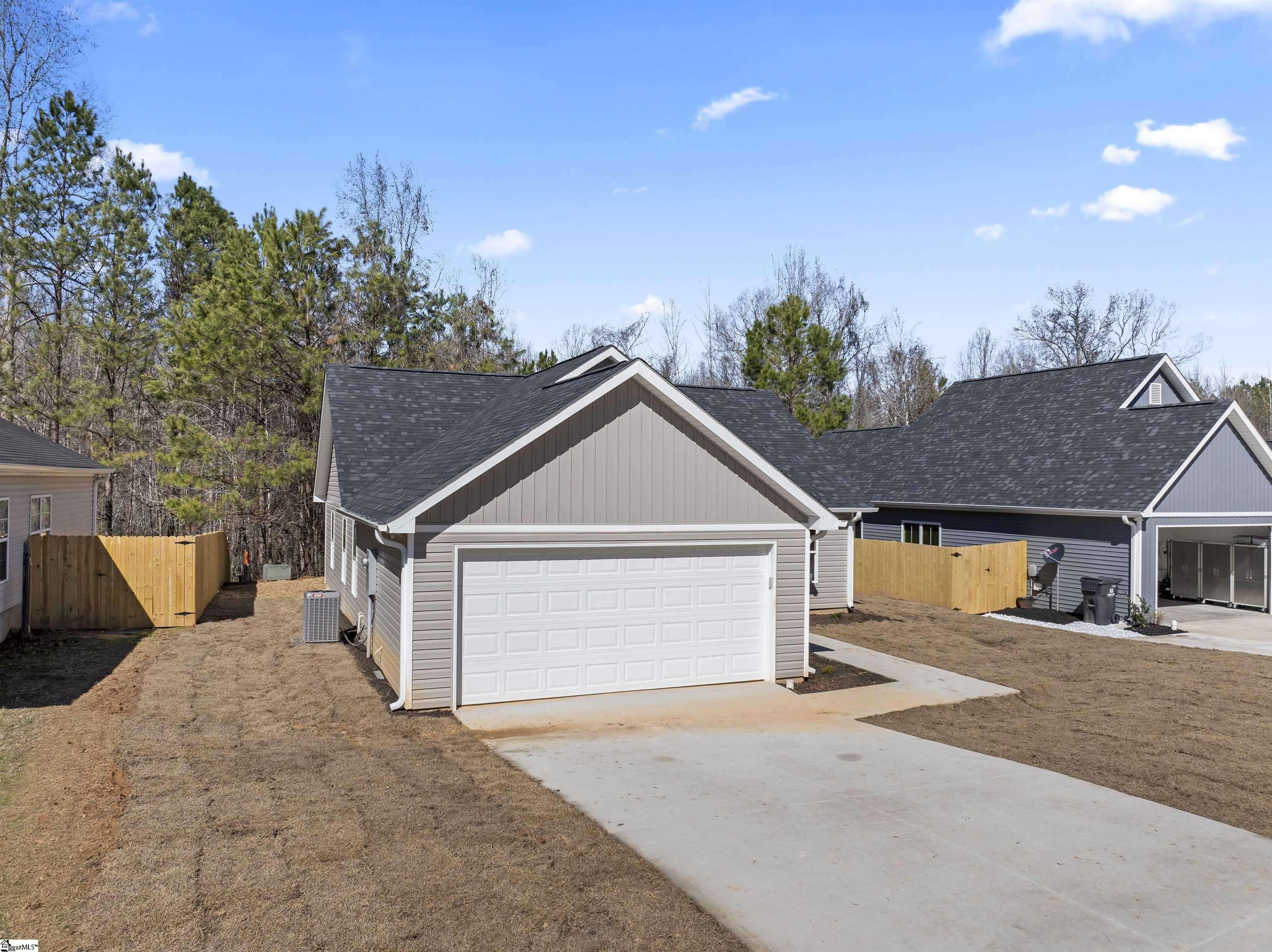 Abbeville, SC 29620,110 Running Creek Drive