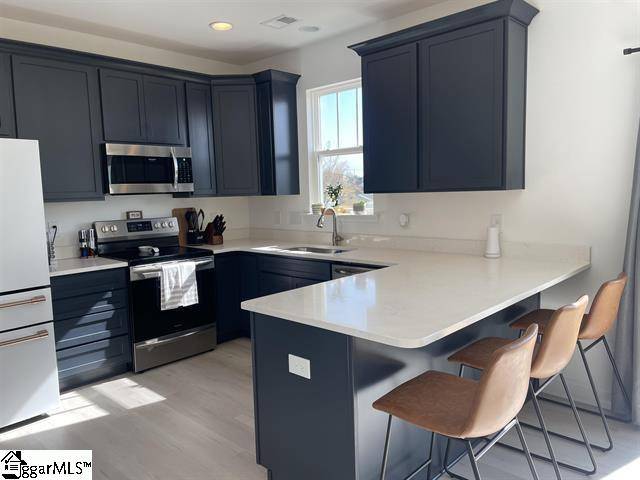 Greer, SC 29651,319 Glendon Street