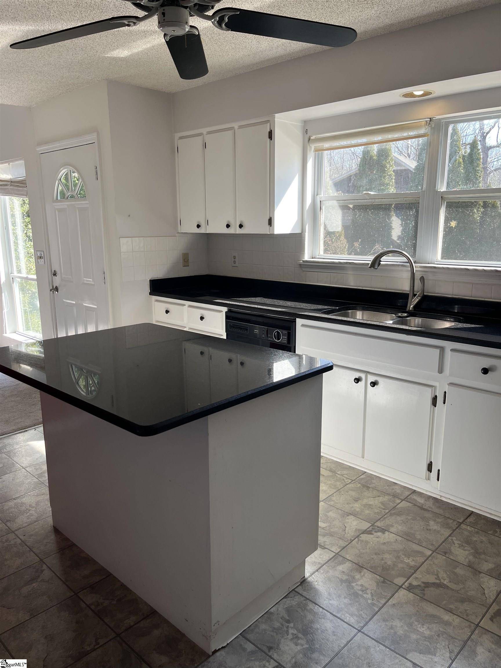 Inman, SC 29349,144 Amber Drive