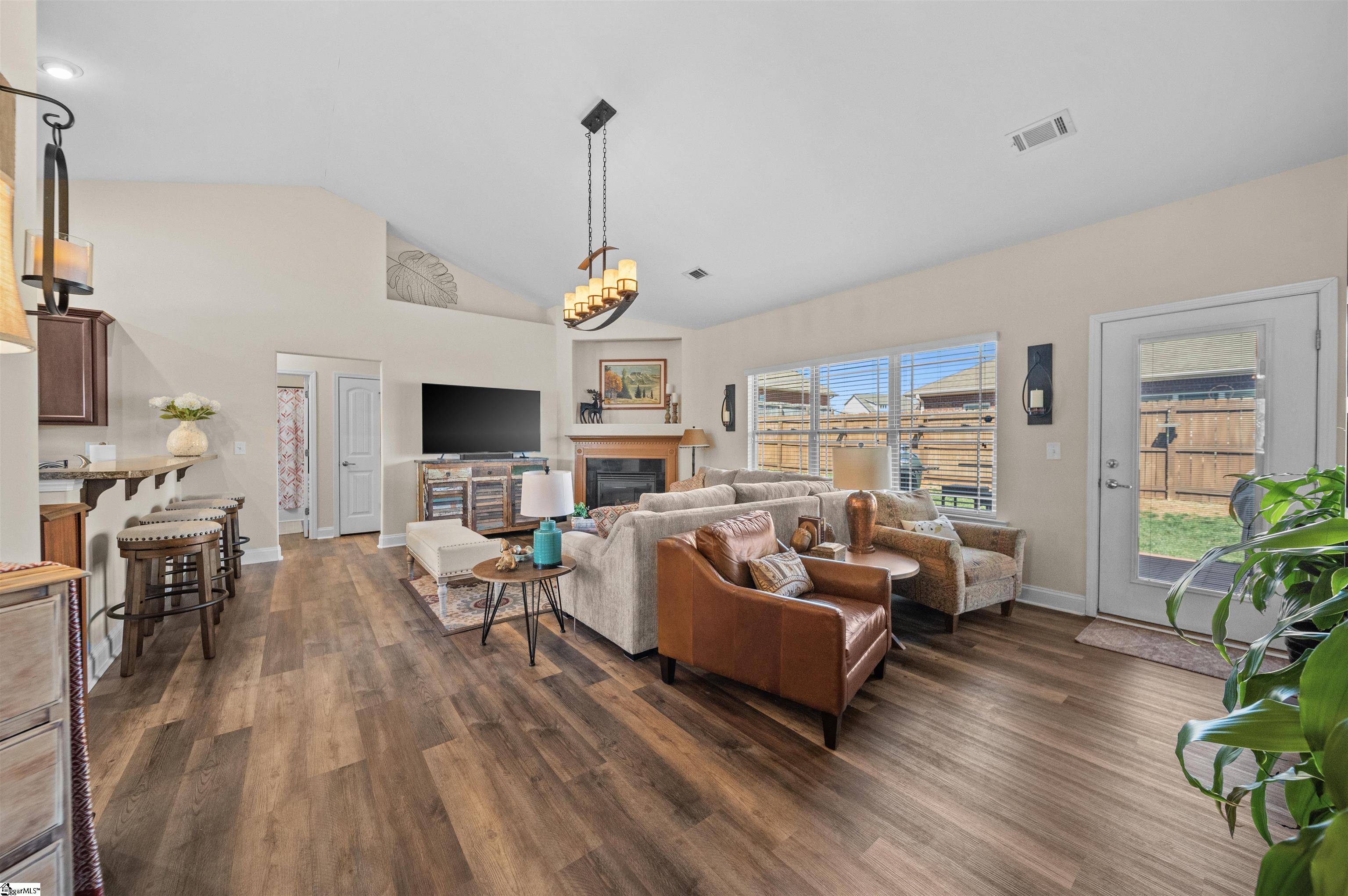 Roebuck, SC 29376,525 E Heatherstone Lane
