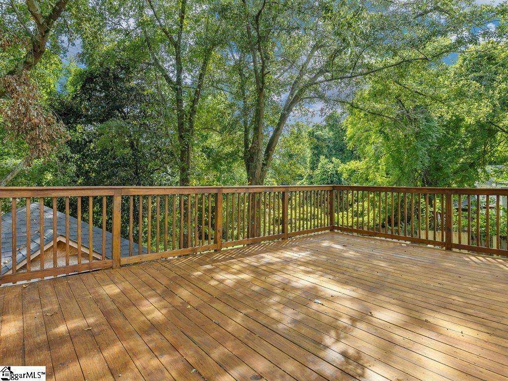 Greenville, SC 29607,562 Lowndes Hill Road