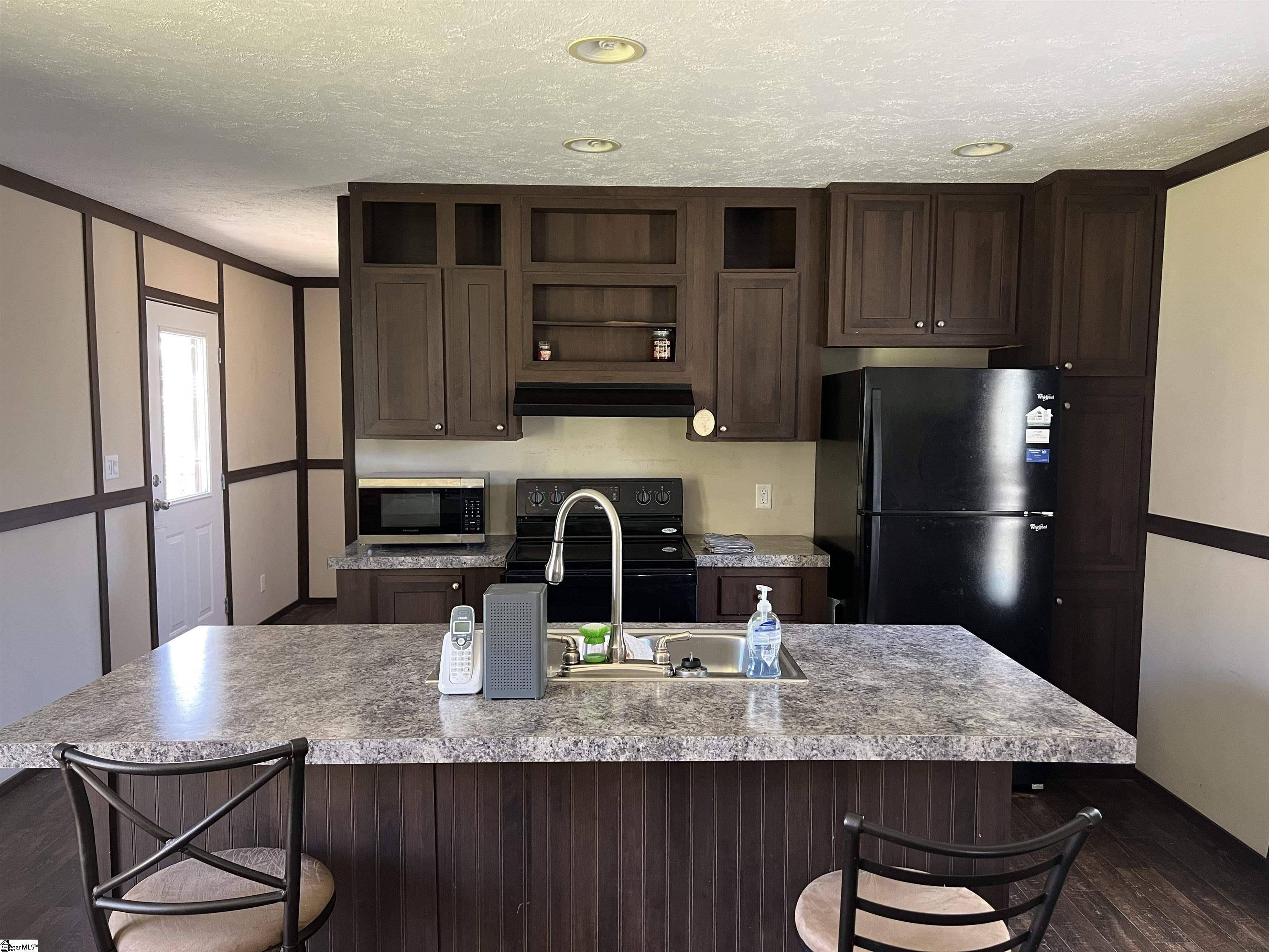 Ware Shoals, SC 29692,76 Log Cabin Drive