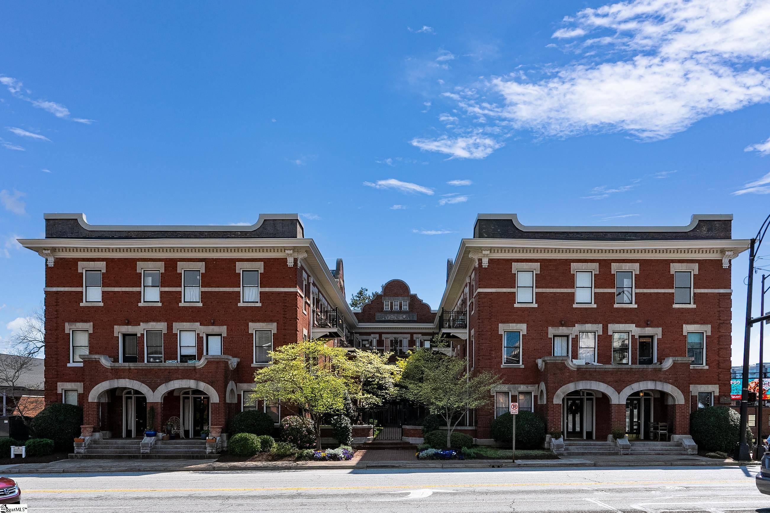 Greenville, SC 29601,400 E Washington Street