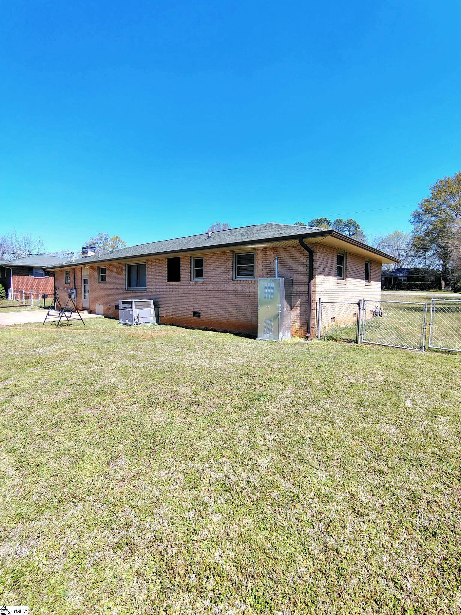 Anderson, SC 29621,2600 Warren Drive