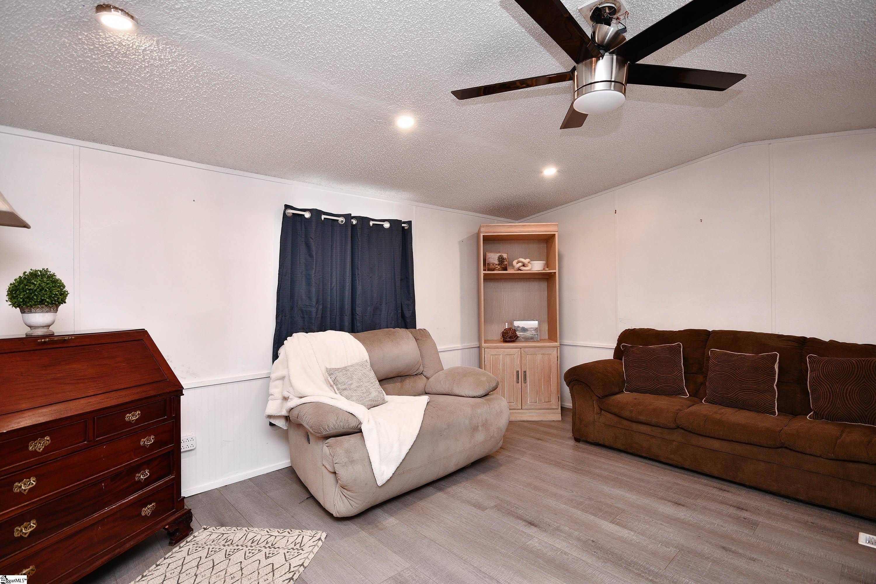 Anderson, SC 29621,225 Cedar Ridge