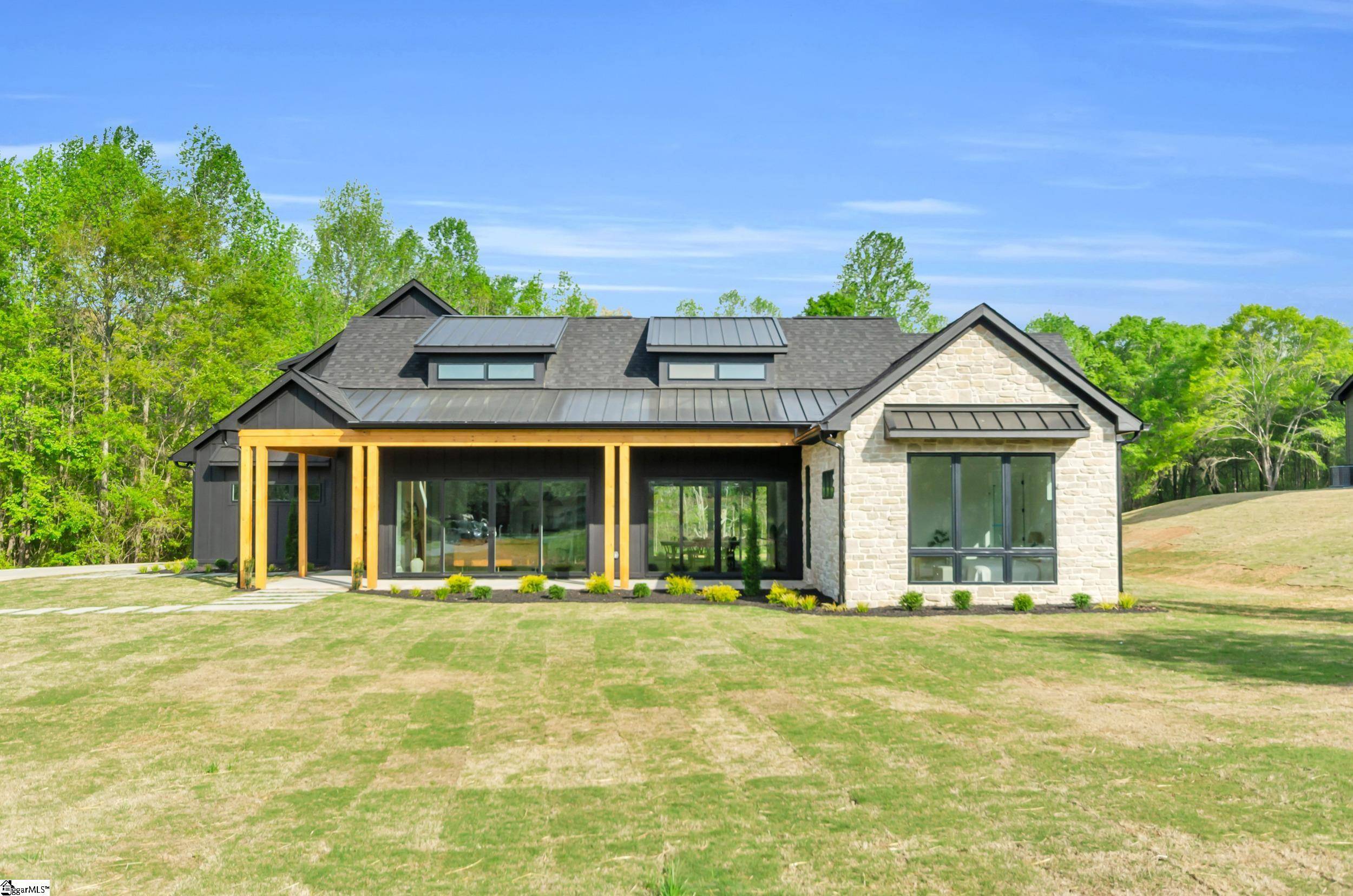 Greer, SC 29651,541 E Airport Road