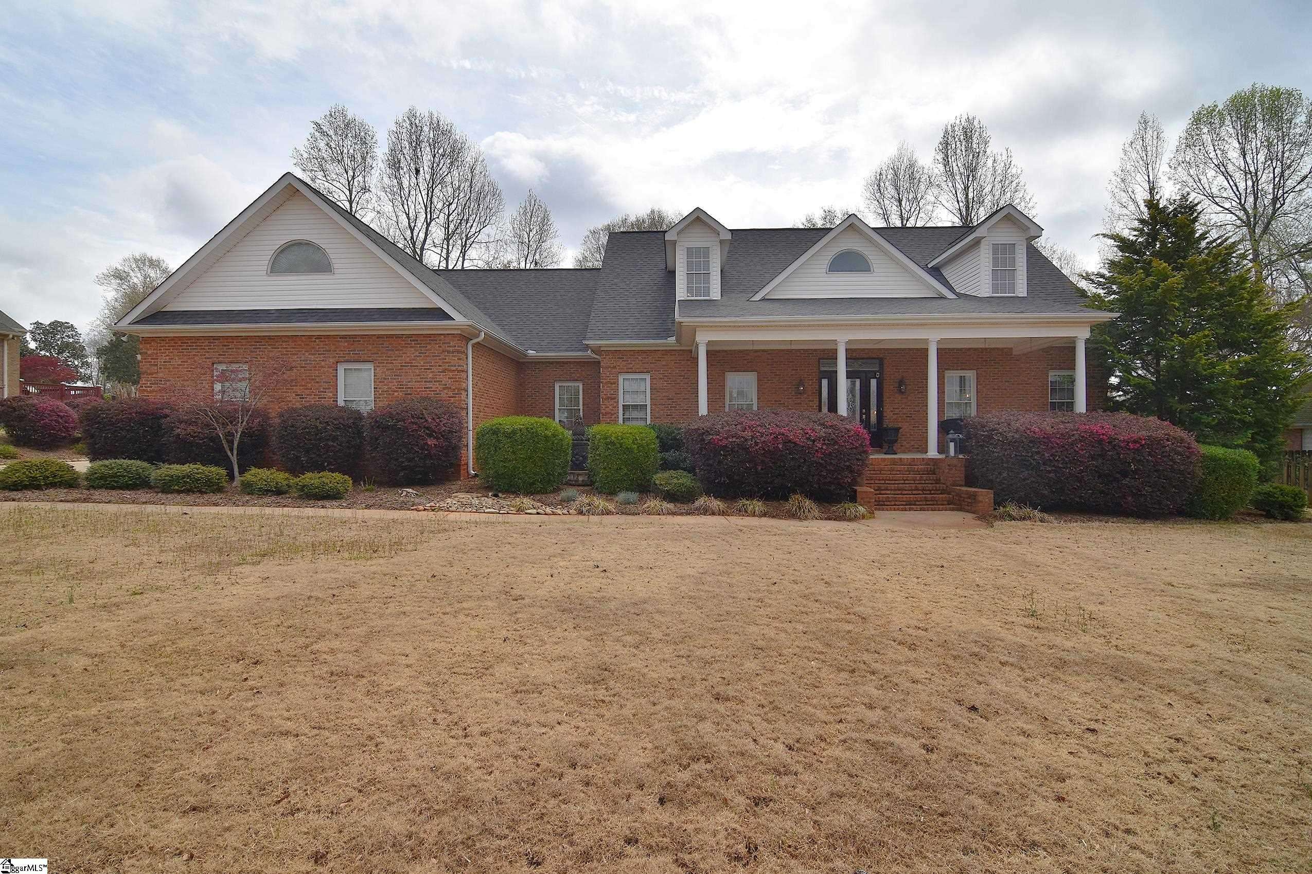 Inman, SC 29349,323 Fishermans Cove