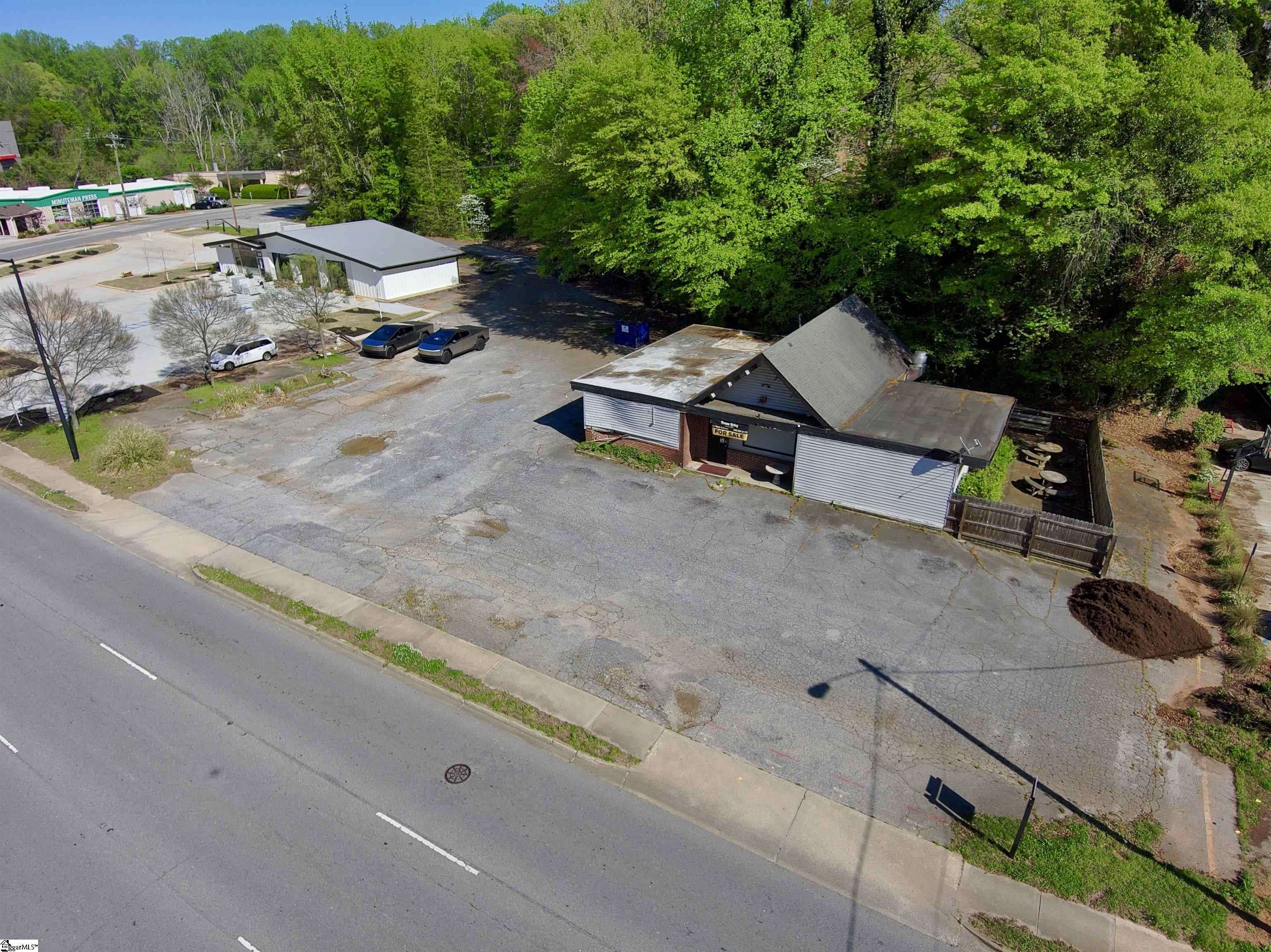 Greenville, SC 29609,326 Wade Hampton Boulevard