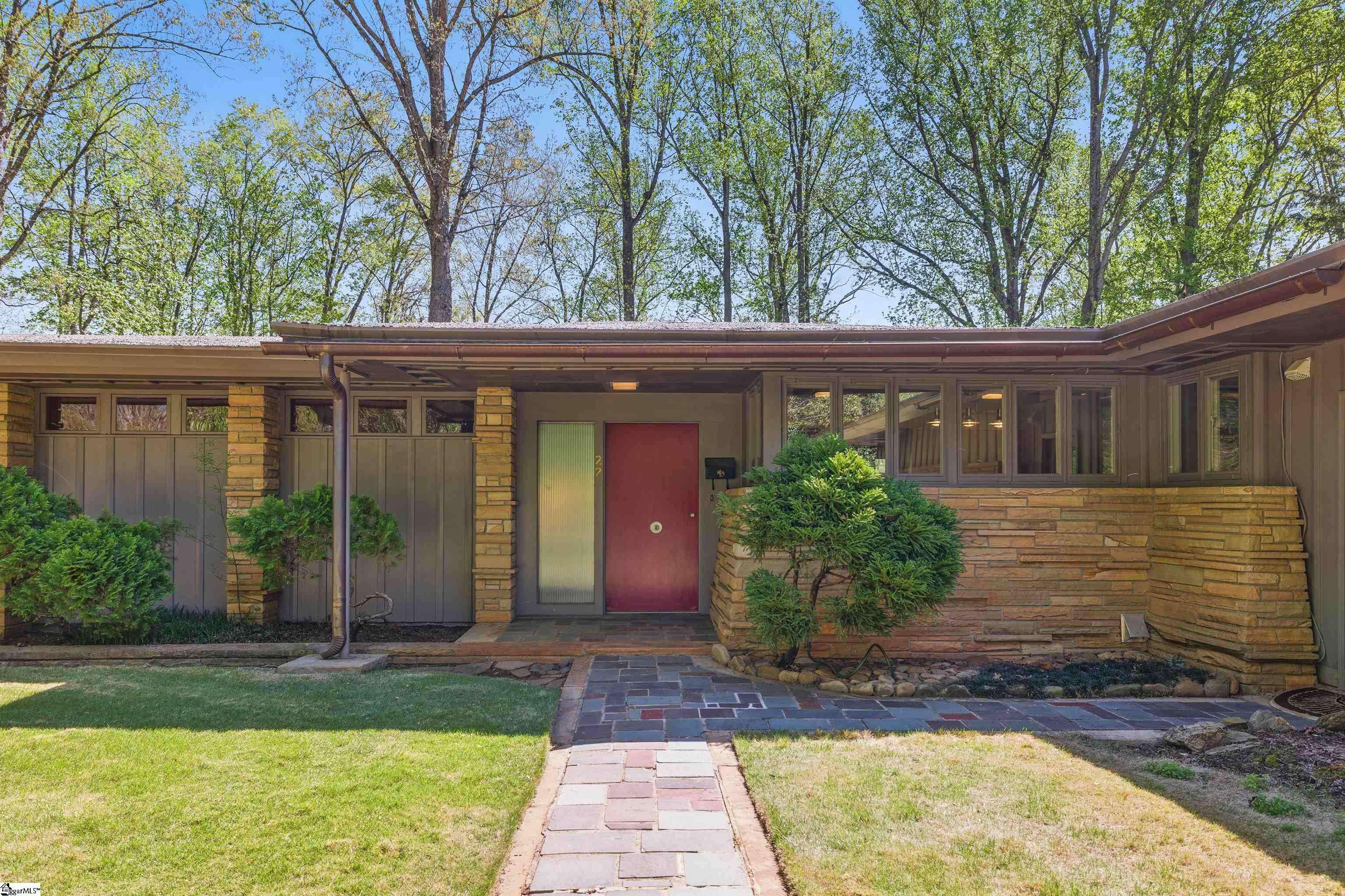 Greenville, SC 29609,22 Lakecrest Drive