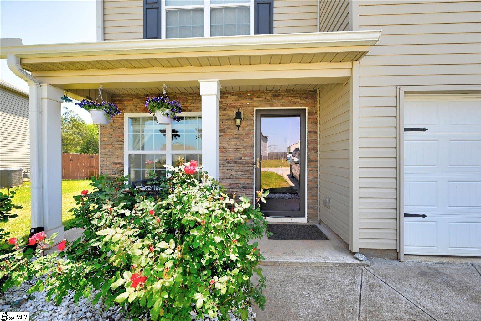 Pelzer, SC 29669,218 Hillendale Way