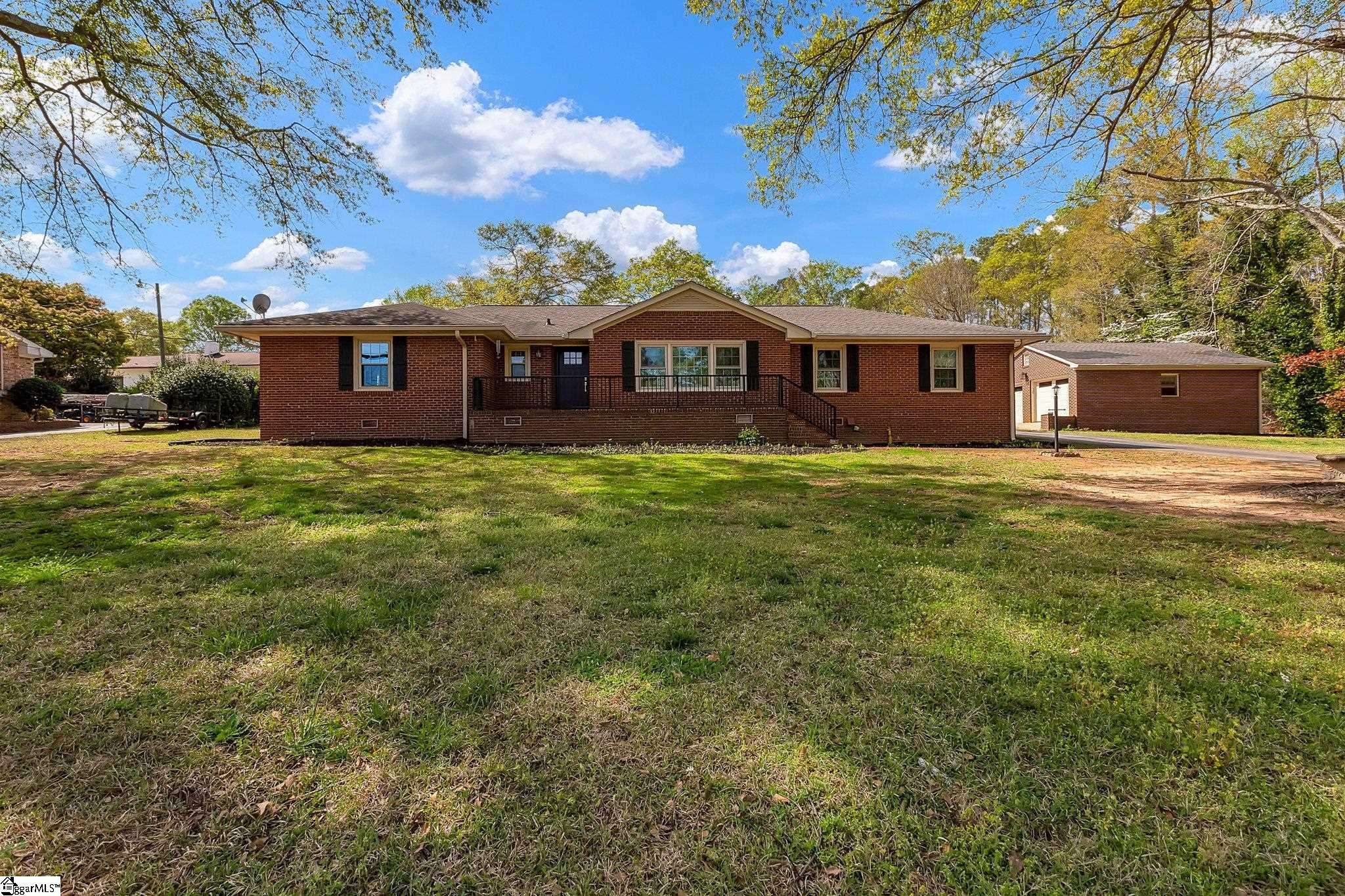 Laurens, SC 29360,108 Pine Road